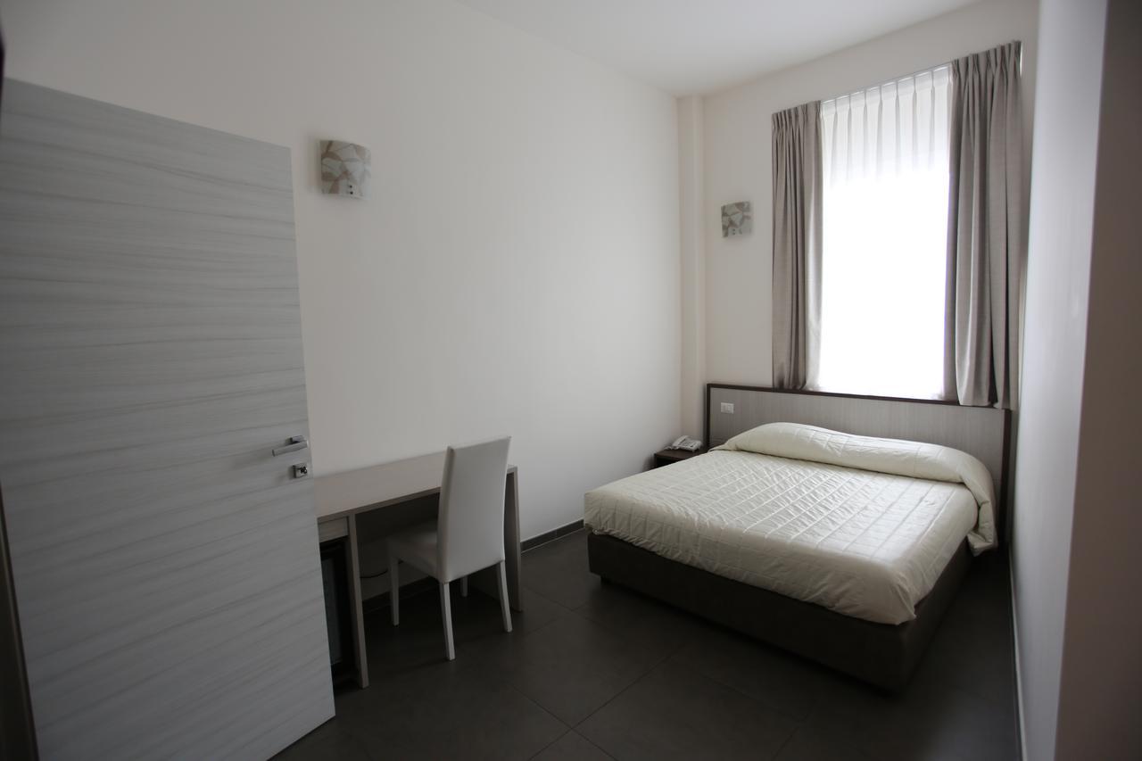 Hotel Eubea Reggio di Calabria Exterior foto